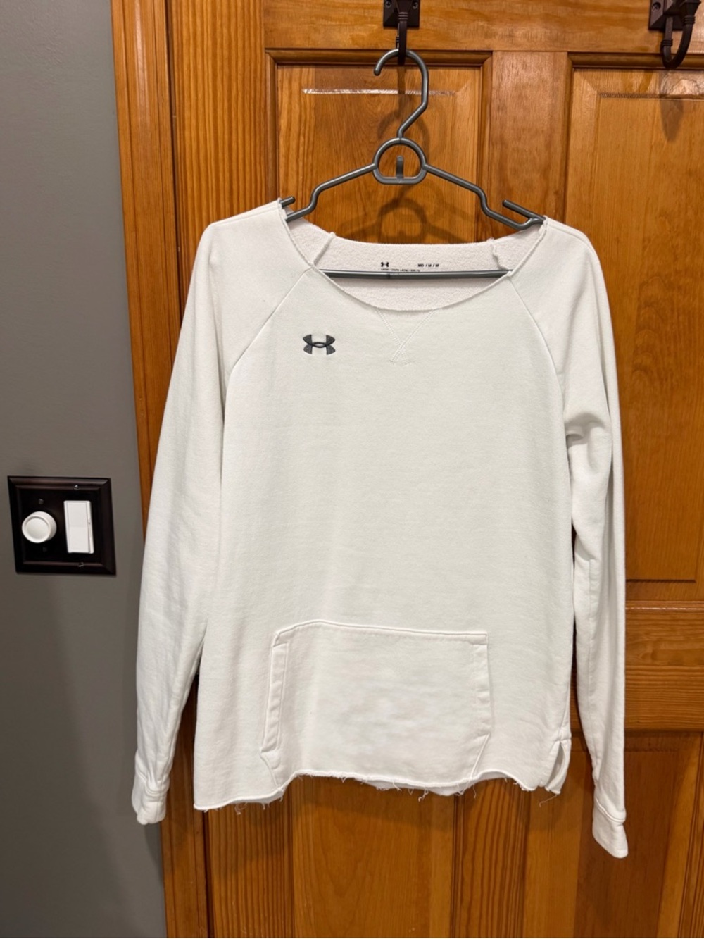 Under Armour raw hem sweatshirt- size medium